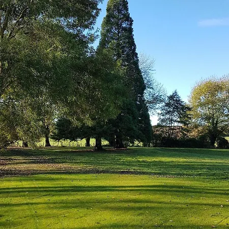 Πανσιόν Echo D'eau Host & Coach